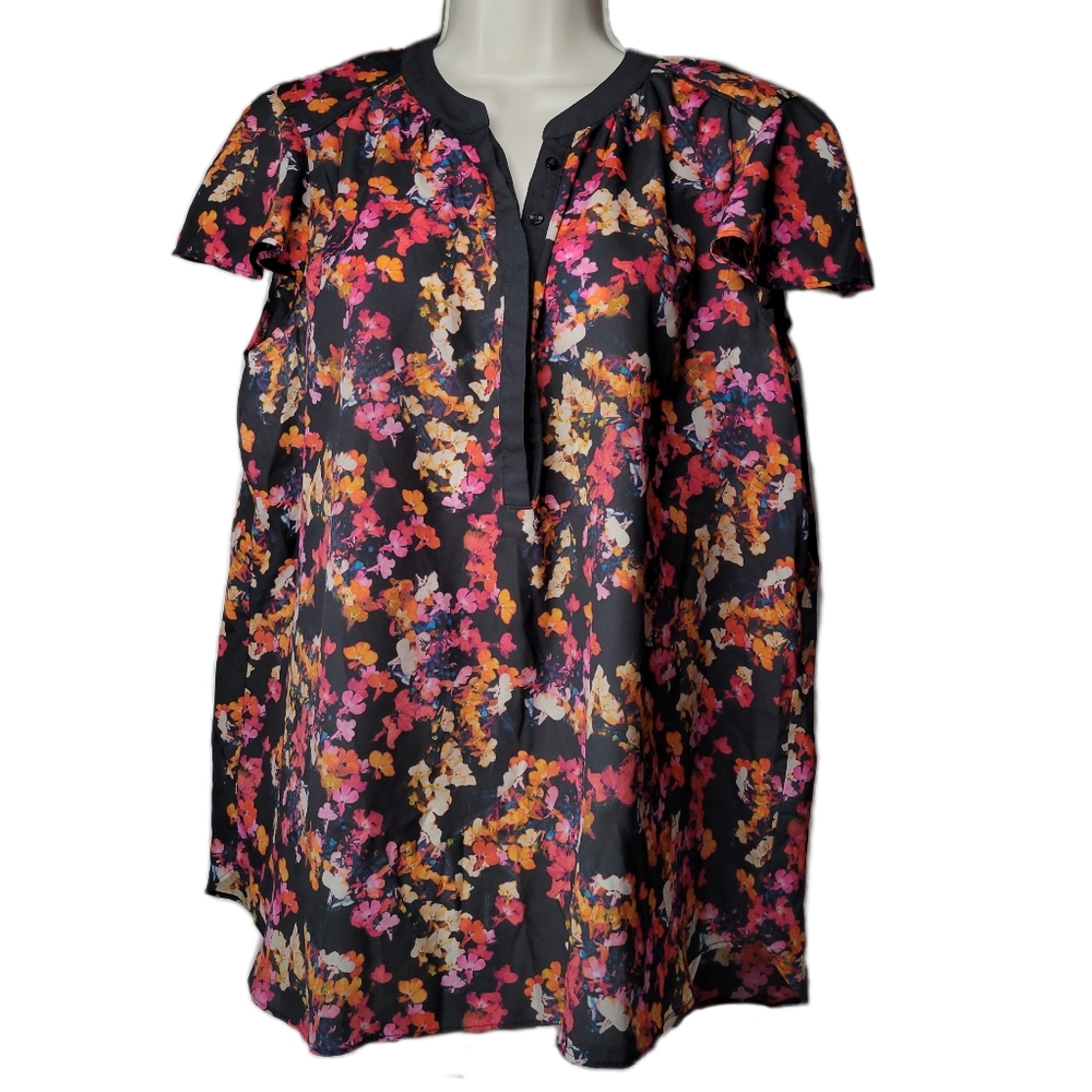 4/$15 Attention Floral Top